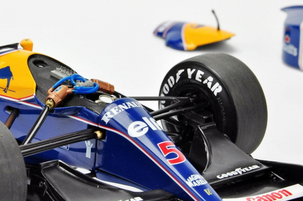 Williams Renault FW14B #5 Nigel Mansell 1992 - 1:18 Exoto