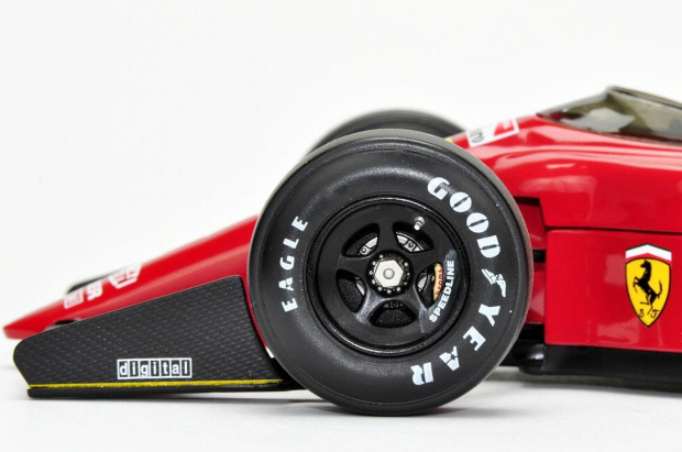 Ferrari 641/2 #2 Nigel Mansell 1990 - 1:18 Exoto