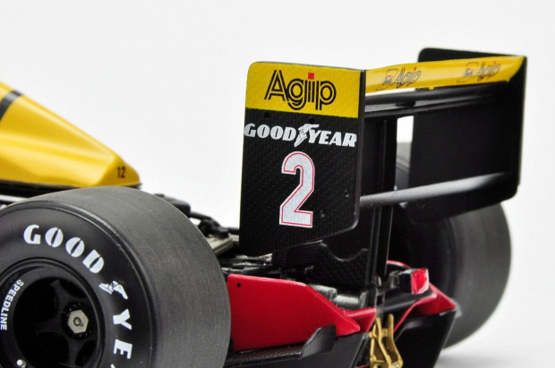 Ferrari 641/2 #2 Nigel Mansell 1990 - 1:18 Exoto