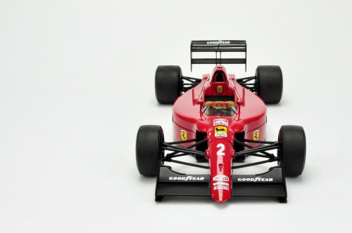 Ferrari 641/2 #2 Nigel Mansell 1990 - 1:18 Exoto