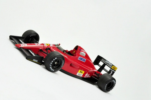 Ferrari 641/2 #2 Nigel Mansell 1990 - 1:18 Exoto