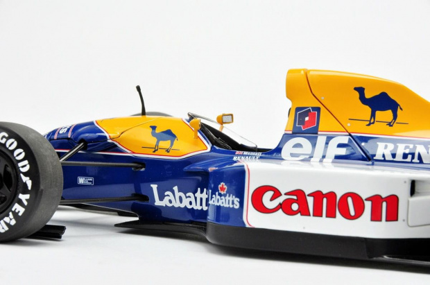 Williams Renault FW14B #5 Nigel Mansell 1992 - 1:18 Exoto