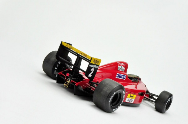 Ferrari 641/2 #2 Nigel Mansell 1990 - 1:18 Exoto