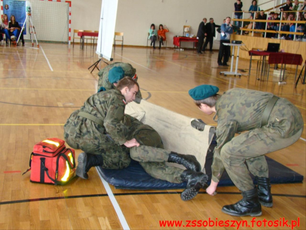 21 marca 2012 młodzież naszej szkoły wzięła udział w IX Targach Edukacyjnych w zorganizowanych w ZSO nr 2 Rykach #Sobieszyn #Brzozowa #KlasaWojskowa
