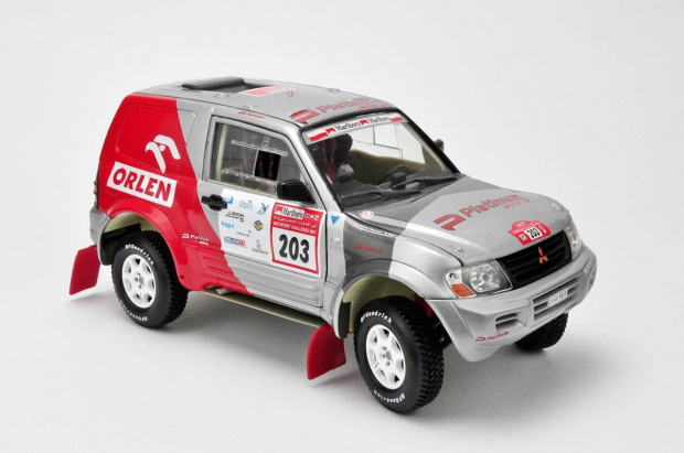 Mitsubishi Pajero #203 Komornicki/Marton Rajd Dubaju 2003 - 1:18 Solido