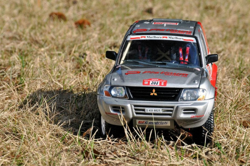 Mitsubishi Pajero #203 Komornicki/Marton Rajd Dubaju 2003 - 1:18 Solido