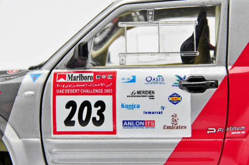 Mitsubishi Pajero #203 Komornicki/Marton Rajd Dubaju 2003 - 1:18 Solido