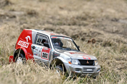 Mitsubishi Pajero #203 Komornicki/Marton Rajd Dubaju 2003 - 1:18 Solido