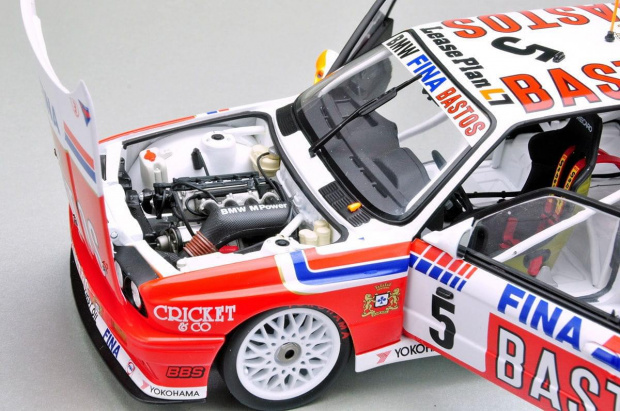 BMW M3 (E30) #5 J.M. Martin/S.Soper/Ch.Danner Winner 24h Spa 1992 - 1:18 Minichamps