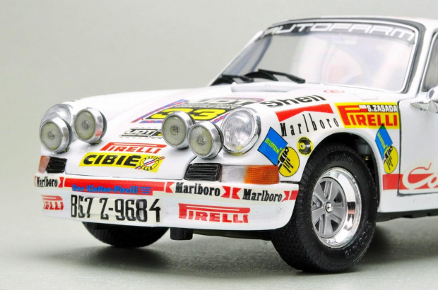 Porsche 911 Carrera RS #33 Sobiesław Zasada / Jerzy Dobrzański Rally UDT World Cup 1974 1:18 UH