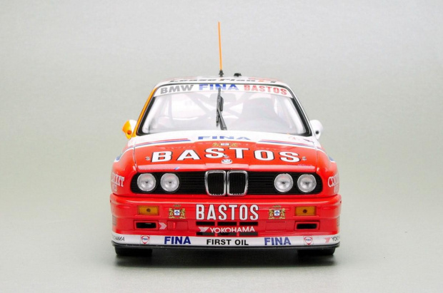 BMW M3 (E30) #5 J.M. Martin/S.Soper/Ch.Danner Winner 24h Spa 1992 - 1:18 Minichamps