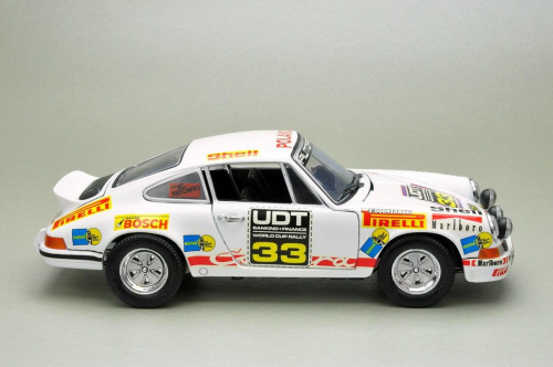 Porsche 911 Carrera RS #33 Sobiesław Zasada / Jerzy Dobrzański Rally UDT World Cup 1974 1:18 UH