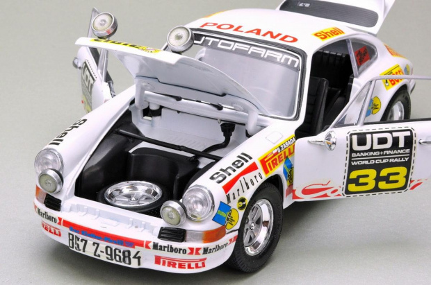 Porsche 911 Carrera RS #33 Sobiesław Zasada / Jerzy Dobrzański Rally UDT World Cup 1974 1:18 UH