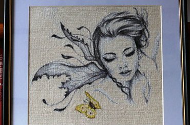 Wróżka z motylem #HaftKrzyzykowy #motyl #wróżka