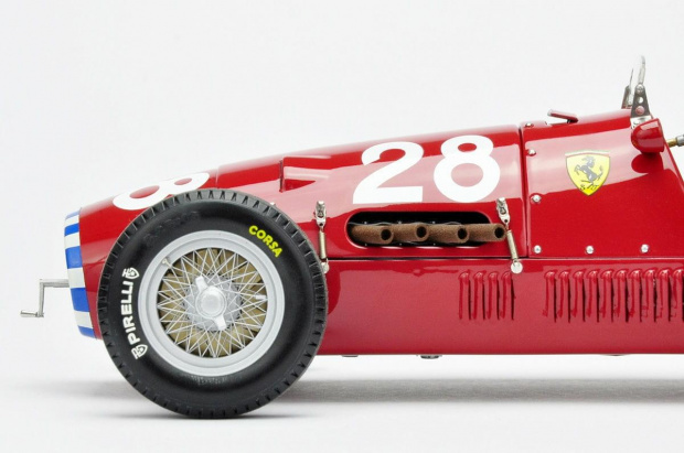 Ferrari F500 F2 Short Nose #28 Nino Farina 2nd 1953 Swiss GP - 1:18 EXOTO