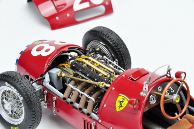 Ferrari F500 F2 Short Nose #28 Nino Farina 2nd 1953 Swiss GP - 1:18 EXOTO