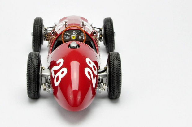 Ferrari F500 F2 Short Nose #28 Nino Farina 2nd 1953 Swiss GP - 1:18 EXOTO