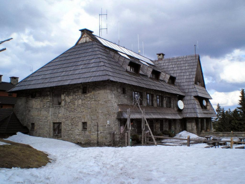 Schronisko na Turbaczu #góry #beskidy #gorce #turbacz