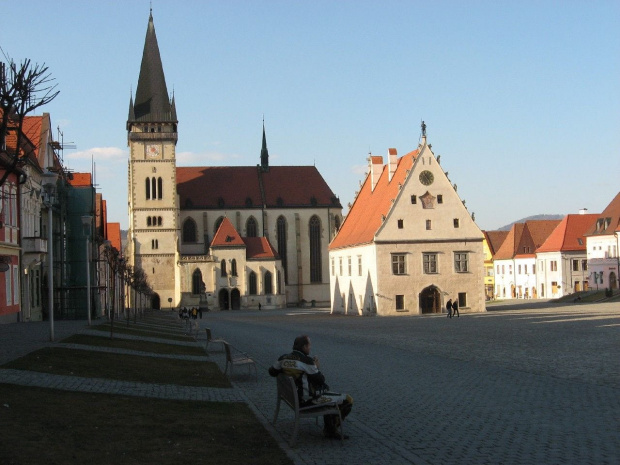 Rynek starego miasta w Bardejowie na Słowacji #Bardejov