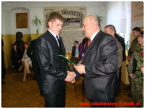 "Teraz idź, niech Cię wiedzie życia nić... " czyli pożegnanie maturzystów w Zespole Szkół w Sobieszynie-Brzozowej #Sobieszyn #Brzozowa