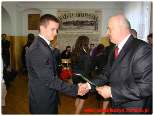 "Teraz idź, niech Cię wiedzie życia nić... " czyli pożegnanie maturzystów w Zespole Szkół w Sobieszynie-Brzozowej #Sobieszyn #Brzozowa