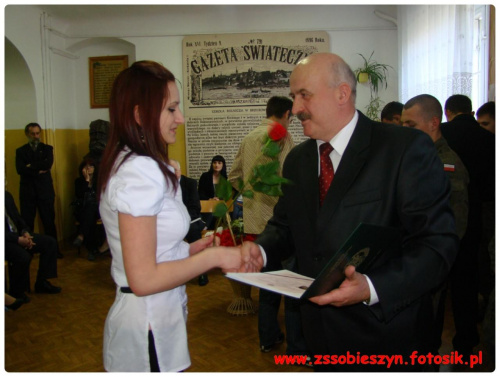 "Teraz idź, niech Cię wiedzie życia nić... " czyli pożegnanie maturzystów w Zespole Szkół w Sobieszynie-Brzozowej #Sobieszyn #Brzozowa