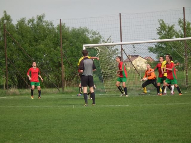 Raba Niedary vs Beskid Żegocnia
1:1 #beskid #żegocina #raba #niedary #mecz #piłka #nożna