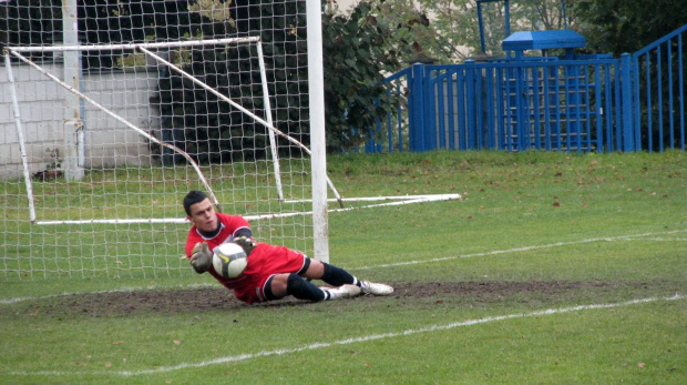 JKS Jarosław - Pogoń Leżajsk (1:4), 22.10.2011 r. - IV liga podkarpacka #IVLiga #jarosław #JKS #JKSJarosław #lezajsk #lezajsktm #leżajsk #PiłkaNożna #pogon #pogoń #PogońLeżajsk #seniorzy #sport