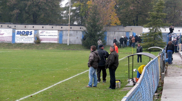 JKS Jarosław - Pogoń Leżajsk (1:4), 22.10.2011 r. - IV liga podkarpacka #IVLiga #jarosław #JKS #JKSJarosław #lezajsk #lezajsktm #leżajsk #PiłkaNożna #pogon #pogoń #PogońLeżajsk #seniorzy #sport