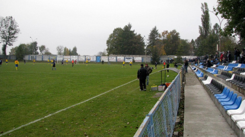 JKS Jarosław - Pogoń Leżajsk (1:4), 22.10.2011 r. - IV liga podkarpacka #IVLiga #jarosław #JKS #JKSJarosław #lezajsk #lezajsktm #leżajsk #PiłkaNożna #pogon #pogoń #PogońLeżajsk #seniorzy #sport