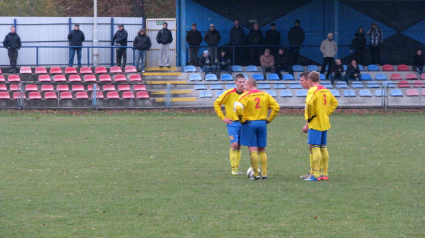 JKS Jarosław - Pogoń Leżajsk (1:4), 22.10.2011 r. - IV liga podkarpacka #IVLiga #jarosław #JKS #JKSJarosław #lezajsk #lezajsktm #leżajsk #PiłkaNożna #pogon #pogoń #PogońLeżajsk #seniorzy #sport