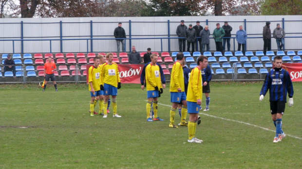 JKS Jarosław - Pogoń Leżajsk (1:4), 22.10.2011 r. - IV liga podkarpacka #IVLiga #jarosław #JKS #JKSJarosław #lezajsk #lezajsktm #leżajsk #PiłkaNożna #pogon #pogoń #PogońLeżajsk #seniorzy #sport