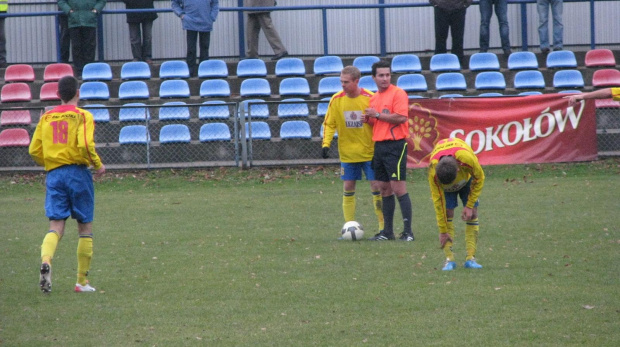 JKS Jarosław - Pogoń Leżajsk (1:4), 22.10.2011 r. - IV liga podkarpacka #IVLiga #jarosław #JKS #JKSJarosław #lezajsk #lezajsktm #leżajsk #PiłkaNożna #pogon #pogoń #PogońLeżajsk #seniorzy #sport