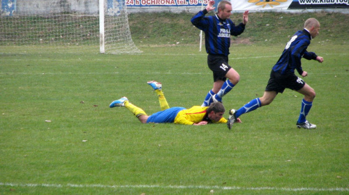 JKS Jarosław - Pogoń Leżajsk (1:4), 22.10.2011 r. - IV liga podkarpacka #IVLiga #jarosław #JKS #JKSJarosław #lezajsk #lezajsktm #leżajsk #PiłkaNożna #pogon #pogoń #PogońLeżajsk #seniorzy #sport