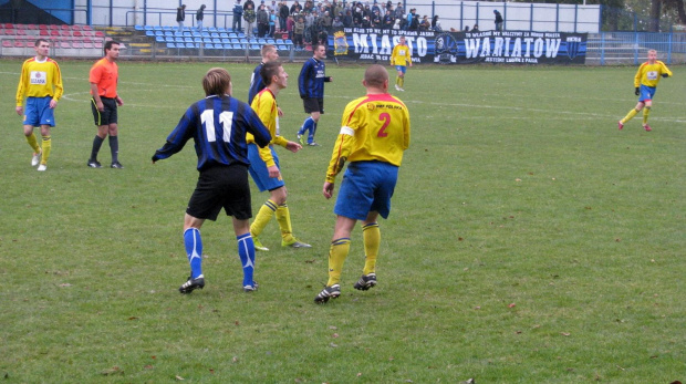 JKS Jarosław - Pogoń Leżajsk (1:4), 22.10.2011 r. - IV liga podkarpacka #IVLiga #jarosław #JKS #JKSJarosław #lezajsk #lezajsktm #leżajsk #PiłkaNożna #pogon #pogoń #PogońLeżajsk #seniorzy #sport