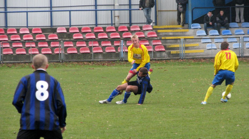 JKS Jarosław - Pogoń Leżajsk (1:4), 22.10.2011 r. - IV liga podkarpacka #IVLiga #jarosław #JKS #JKSJarosław #lezajsk #lezajsktm #leżajsk #PiłkaNożna #pogon #pogoń #PogońLeżajsk #seniorzy #sport