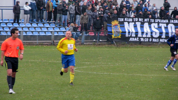 JKS Jarosław - Pogoń Leżajsk (1:4), 22.10.2011 r. - IV liga podkarpacka #IVLiga #jarosław #JKS #JKSJarosław #lezajsk #lezajsktm #leżajsk #PiłkaNożna #pogon #pogoń #PogońLeżajsk #seniorzy #sport