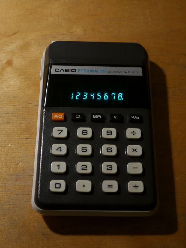 Stary kalkulator #CasioM1Calculator