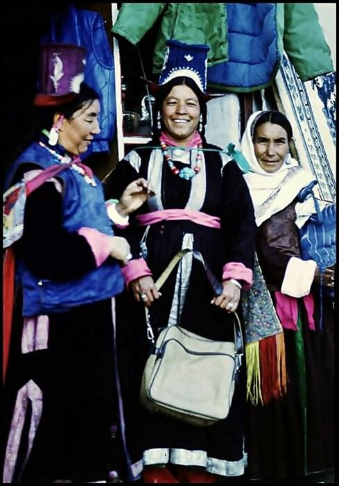moda w Ladakhu -
reanimacja starych slajdów