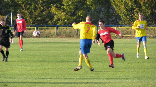 Pogoń Leżajsk - KS Zaczernie (2:0), 26.10.2011 r. - Okręgowy Puchar Polski #lezajsk #lezajsktm #leżajsk #PiłkaNożna #pogon #pogoń #PogońLeżajsk #seniorzy #sport #zaczernie