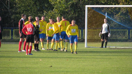 Pogoń Leżajsk - KS Zaczernie (2:0), 26.10.2011 r. - Okręgowy Puchar Polski #lezajsk #lezajsktm #leżajsk #PiłkaNożna #pogon #pogoń #PogońLeżajsk #seniorzy #sport #zaczernie