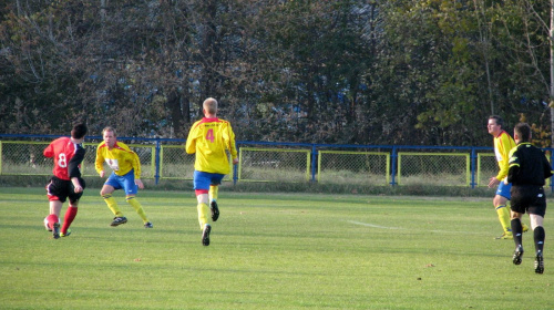 Pogoń Leżajsk - KS Zaczernie (2:0), 26.10.2011 r. - Okręgowy Puchar Polski #lezajsk #lezajsktm #leżajsk #PiłkaNożna #pogon #pogoń #PogońLeżajsk #seniorzy #sport #zaczernie