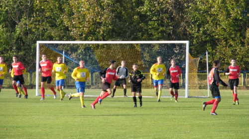 Pogoń Leżajsk - KS Zaczernie (2:0), 26.10.2011 r. - Okręgowy Puchar Polski #lezajsk #lezajsktm #leżajsk #PiłkaNożna #pogon #pogoń #PogońLeżajsk #seniorzy #sport #zaczernie