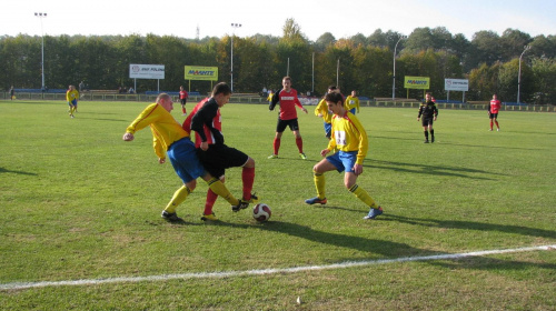 Pogoń Leżajsk - KS Zaczernie (2:0), 26.10.2011 r. - Okręgowy Puchar Polski #lezajsk #lezajsktm #leżajsk #PiłkaNożna #pogon #pogoń #PogońLeżajsk #seniorzy #sport #zaczernie