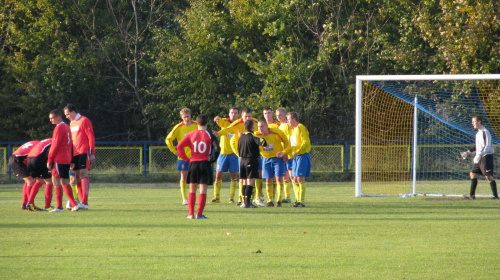 Pogoń Leżajsk - KS Zaczernie (2:0), 26.10.2011 r. - Okręgowy Puchar Polski #lezajsk #lezajsktm #leżajsk #PiłkaNożna #pogon #pogoń #PogońLeżajsk #seniorzy #sport #zaczernie