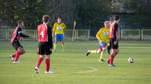 Pogoń Leżajsk - KS Zaczernie (2:0), 26.10.2011 r. - Okręgowy Puchar Polski #lezajsk #lezajsktm #leżajsk #PiłkaNożna #pogon #pogoń #PogońLeżajsk #seniorzy #sport #zaczernie