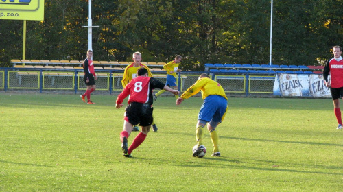 Pogoń Leżajsk - KS Zaczernie (2:0), 26.10.2011 r. - Okręgowy Puchar Polski #lezajsk #lezajsktm #leżajsk #PiłkaNożna #pogon #pogoń #PogońLeżajsk #seniorzy #sport #zaczernie