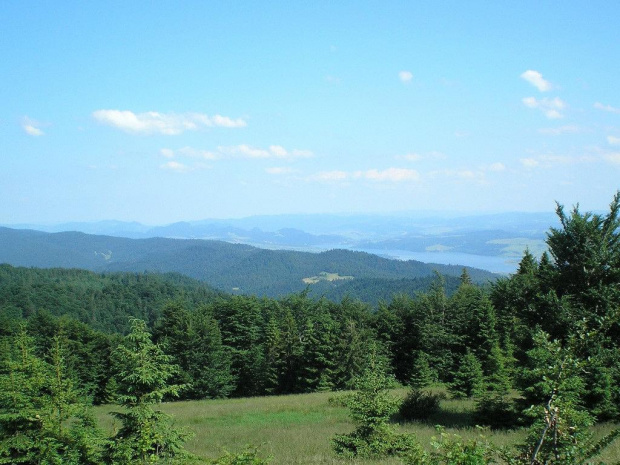 Pieniny i Jezioro Czorsztyńskie z polany Zielenica #góry #beskidy #gorce #JaworzynaKamienicka #HalaMłyńska