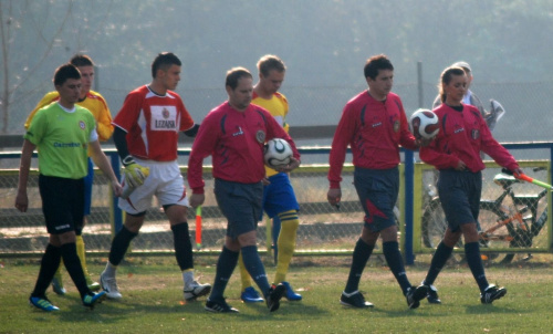 Pogoń Leżajsk - Żurawianka Żurawica (3:1), 29.10.2011 r. - IV liga podkarpacka #IVLiga #lezajsk #lezajsktm #leżajsk #PiłkaNożna #pogon #pogoń #PogońLeżajsk #seniorzy #sport #żurawianka #ŻurawiankaŻurawica #żurawica