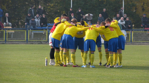 Pogoń Leżajsk - Żurawianka Żurawica (3:1), 29.10.2011 r. - IV liga podkarpacka #IVLiga #lezajsk #lezajsktm #leżajsk #PiłkaNożna #pogon #pogoń #PogońLeżajsk #seniorzy #sport #żurawianka #ŻurawiankaŻurawica #żurawica